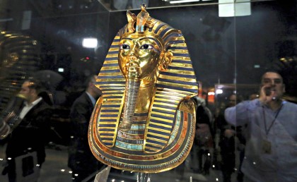 كنوز من مقبرة توت عنخ آمون هتتعرض لأول مرة في المتحف المصري