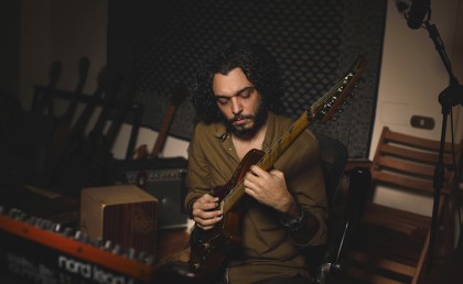 حوار مع "أوسو" واحد من مؤسسي "HOH" وموقع "اوصل بالعربي" لتعليم الموسيقى مجانًا